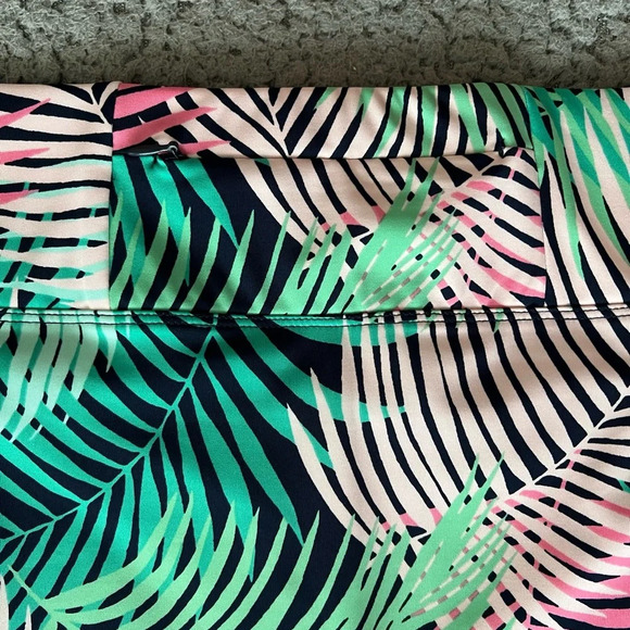 Women’s Tommy Bahama Active Golf Skort Skirt Tropical Print Size Medium EUC - Picture 3 of 7